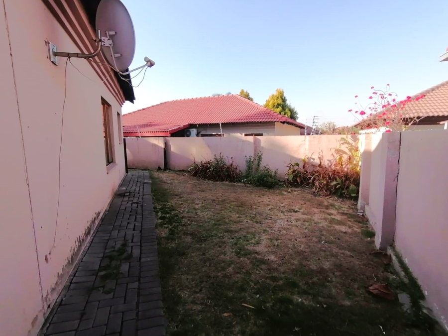 3 Bedroom Property for Sale in Waterval East North West